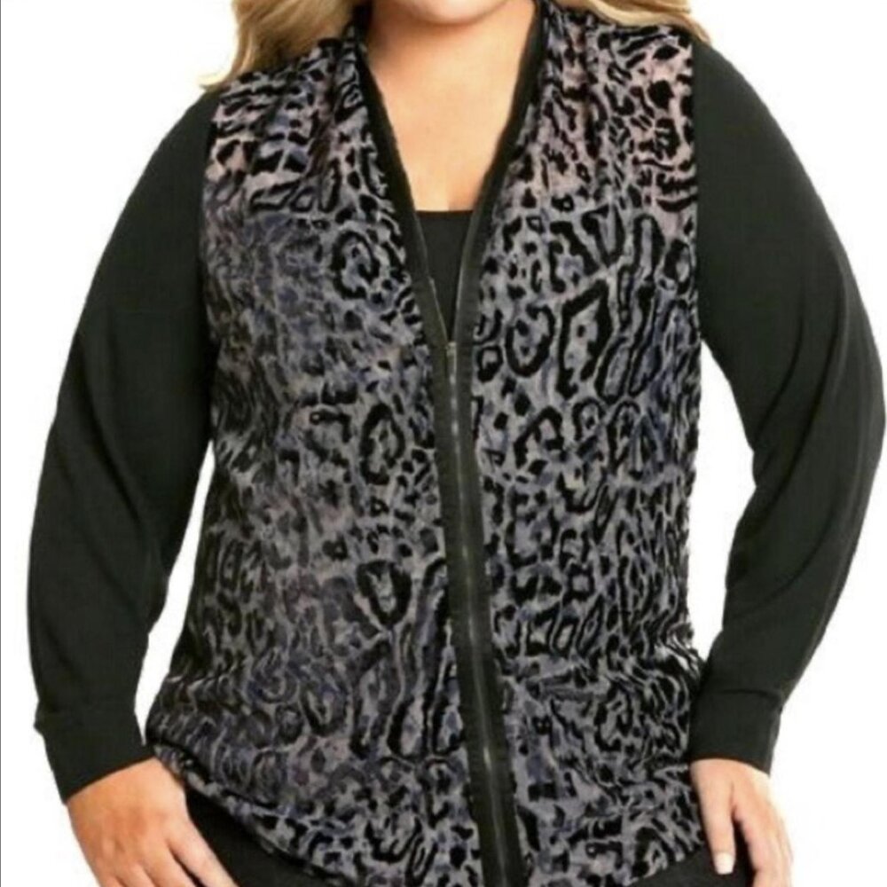 Lane Bryant Black Gray Animal‎ Print Zip Up Long Sleeve Blouse size 18/20